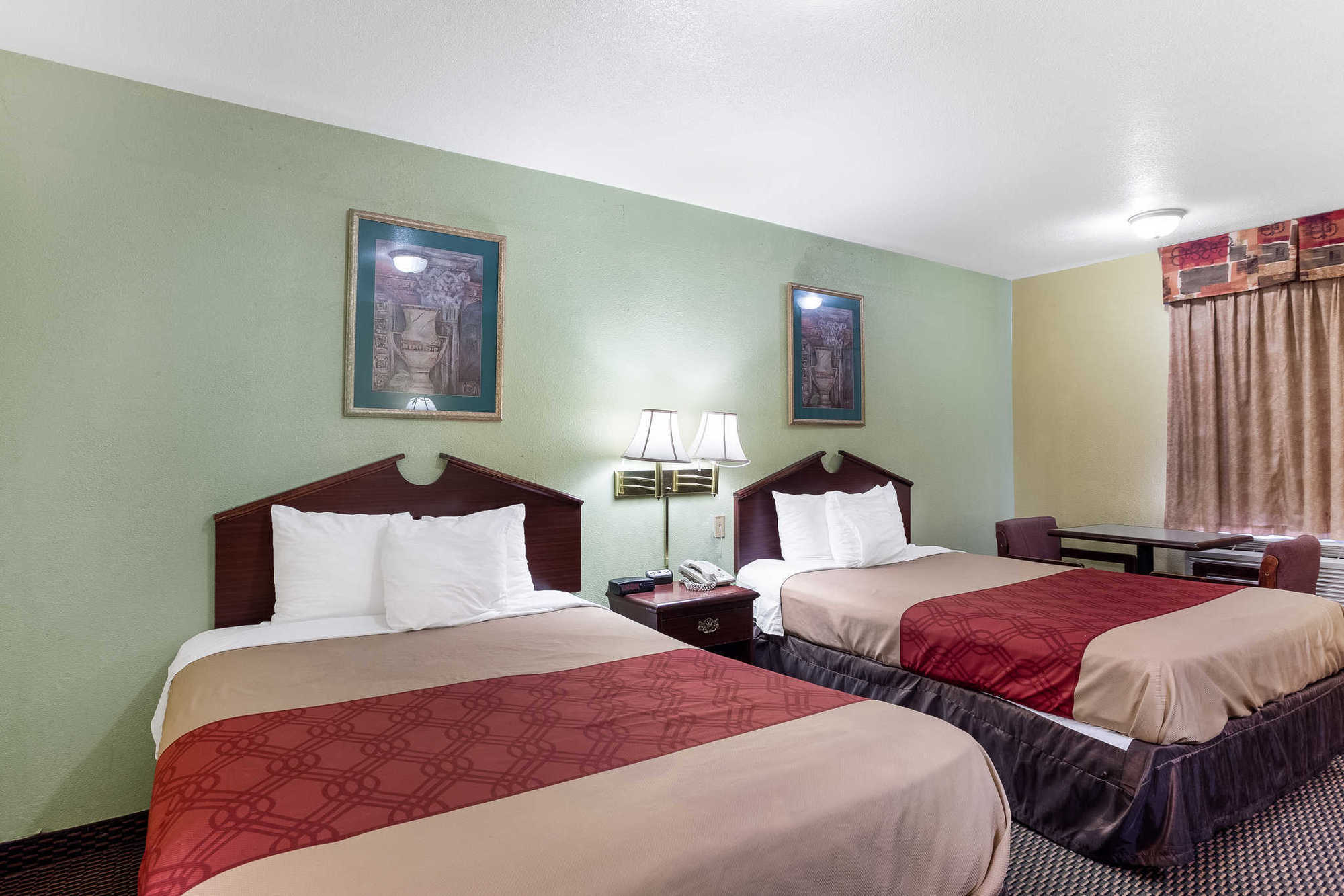 Econo Lodge Jonesboro Room photo
